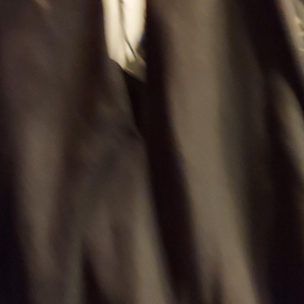 Clothes - Picture 4 of 8